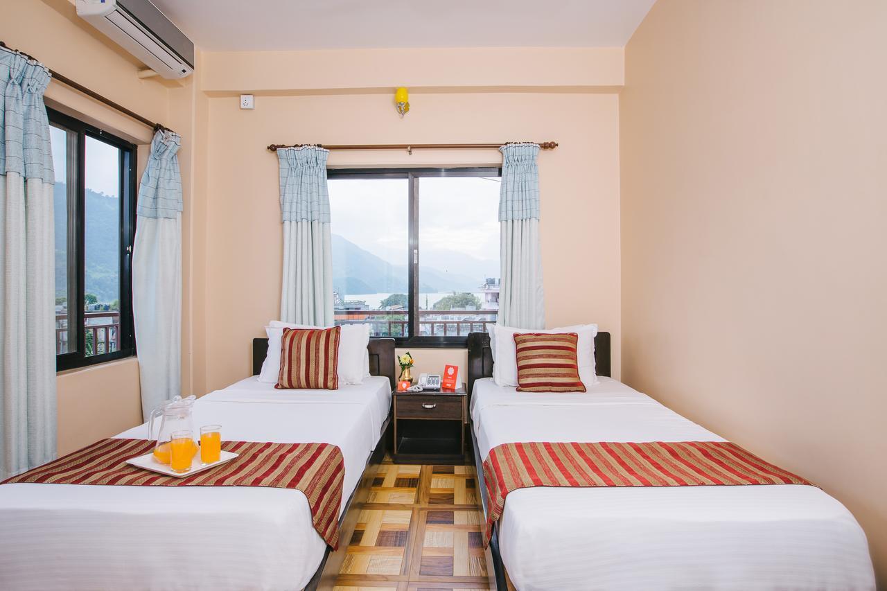 Hotel Ezen Pokhara Buitenkant foto